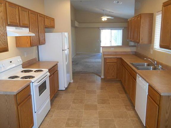 4th image of 15114 N 29th Pl