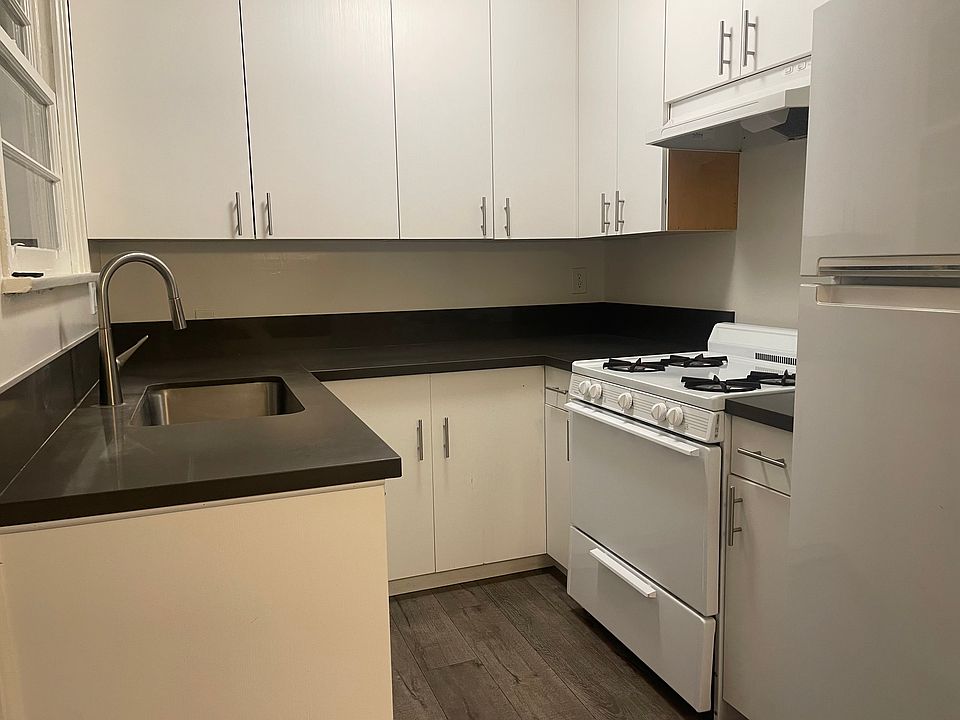1st image of 2431 Montrose Ave