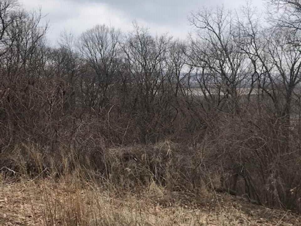1st image of Fondulac Dr