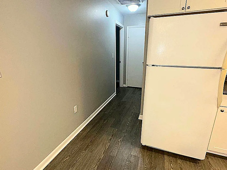 109 Stadium Rd #9 — Photo 17
