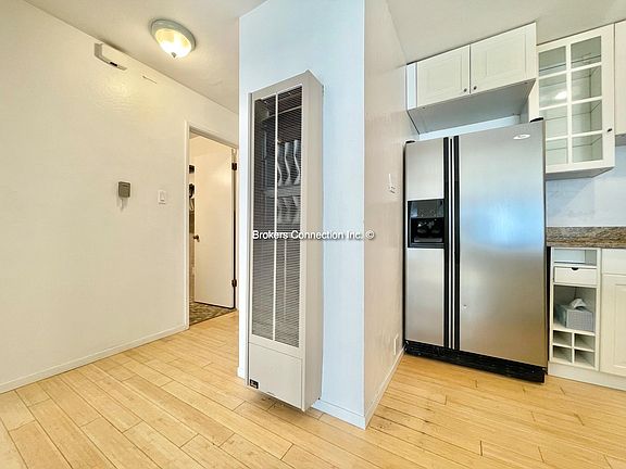 3rd image of 66 Magnolia St #1