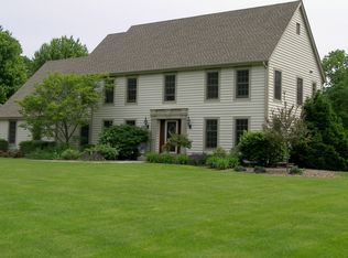 3267 Willowgate Pass, Colgate, WI 53017