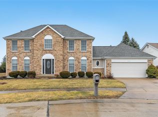3814 Triple Crown Dr, Florissant, MO