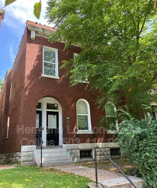 4500 S Grand Blvd #1F