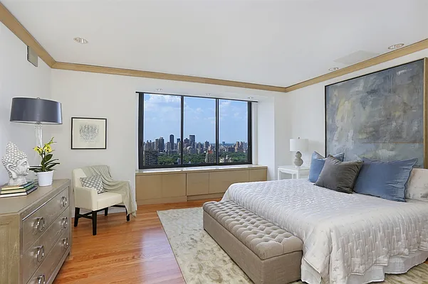 Sold by Corcoran | media 4