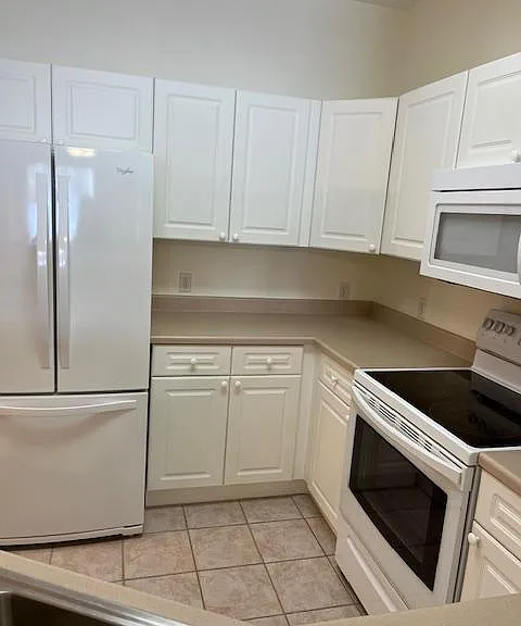 8374 S Holland Way #104 — Photo 5