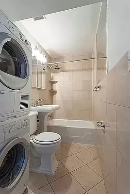 Rented by REAL New York | media 16