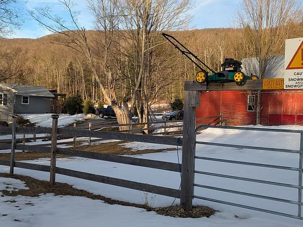 51 Engrem Ave, Rutland, VT 05701