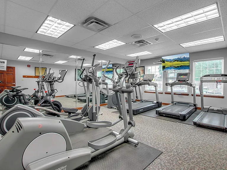 24/7 Fitness Center