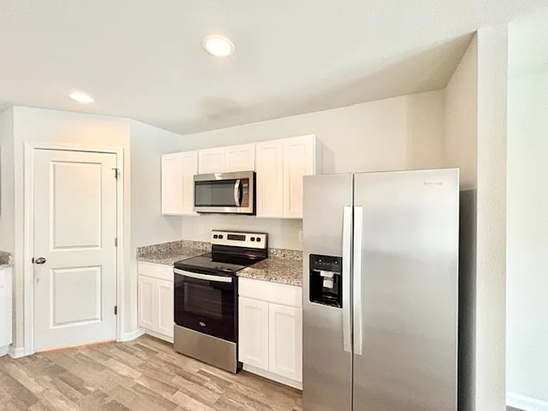 462 Whispering Creek Ave — Photo 21