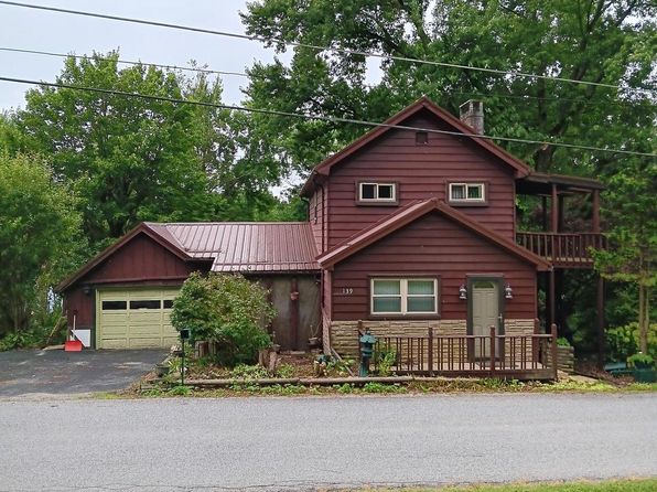 139 Church St, Twin Rocks, PA 15960