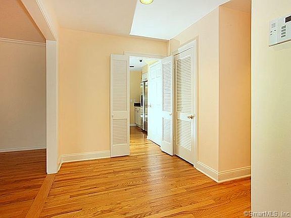 2nd image of 26 Berndale Dr