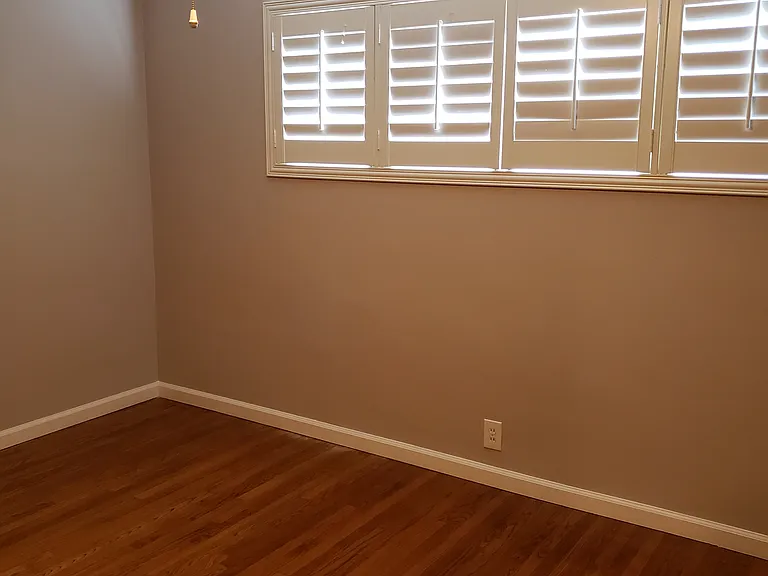 212 Adlena Dr — Photo 7