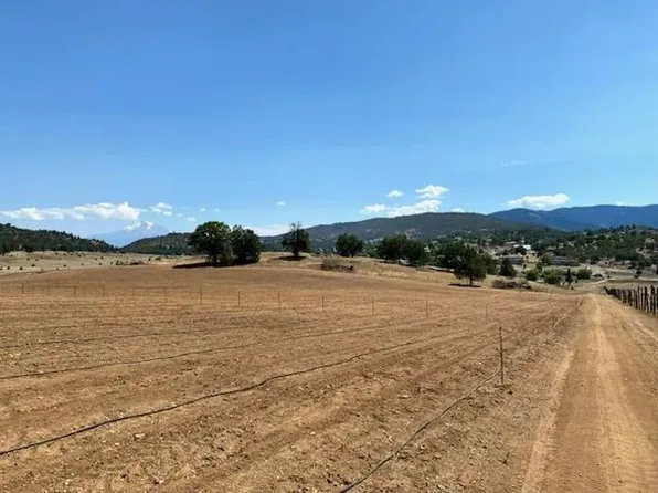 739 E Oberlin Rd, Yreka, CA 96097