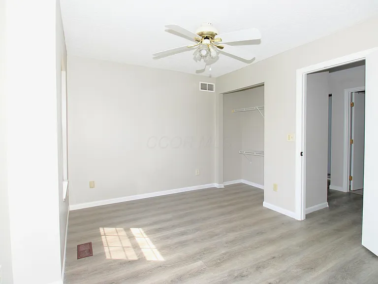 2515 Pressmen Dr — Photo 38