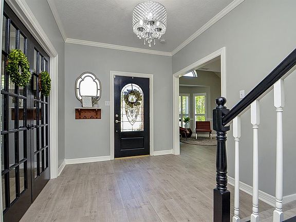 2nd image of 207 Mill Trail Ct