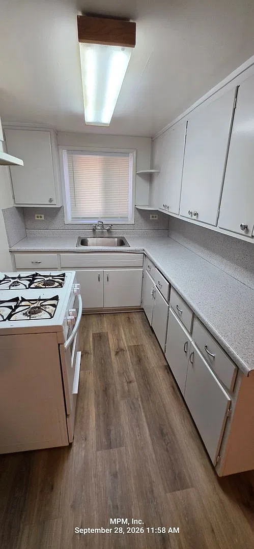 3003 Vine Street Residence (3003 & 3005) — Photo 4