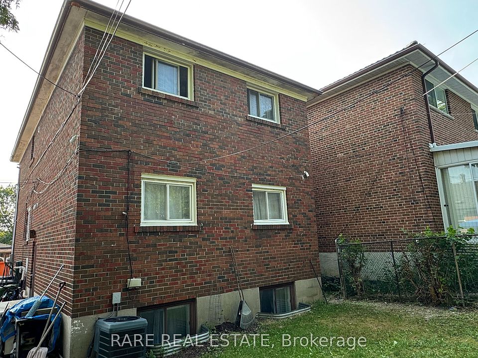 2nd image of 167 Magnolia Ave