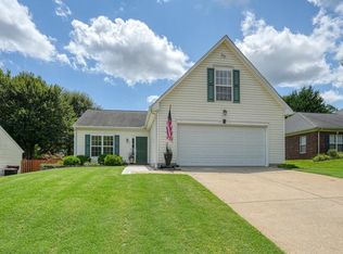 859 Thornbird Cir, Boiling Springs, SC 29316