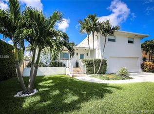1235 NE 82nd St, Miami, FL 33138