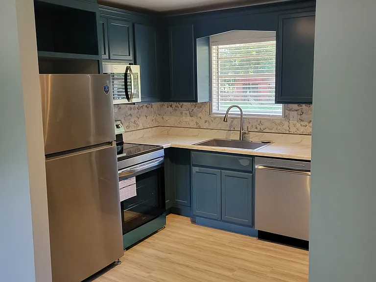 10 Roper Dr #A — Photo 4