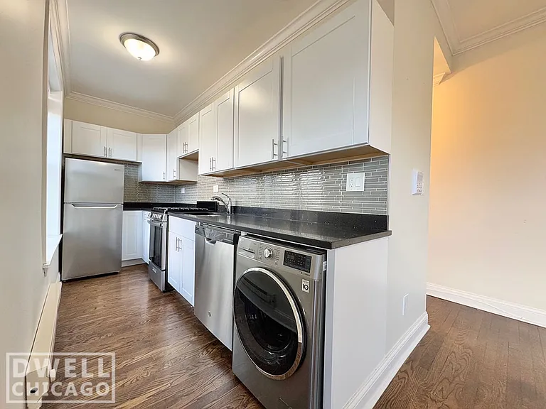916 W Waveland Ave #2B — Photo 9