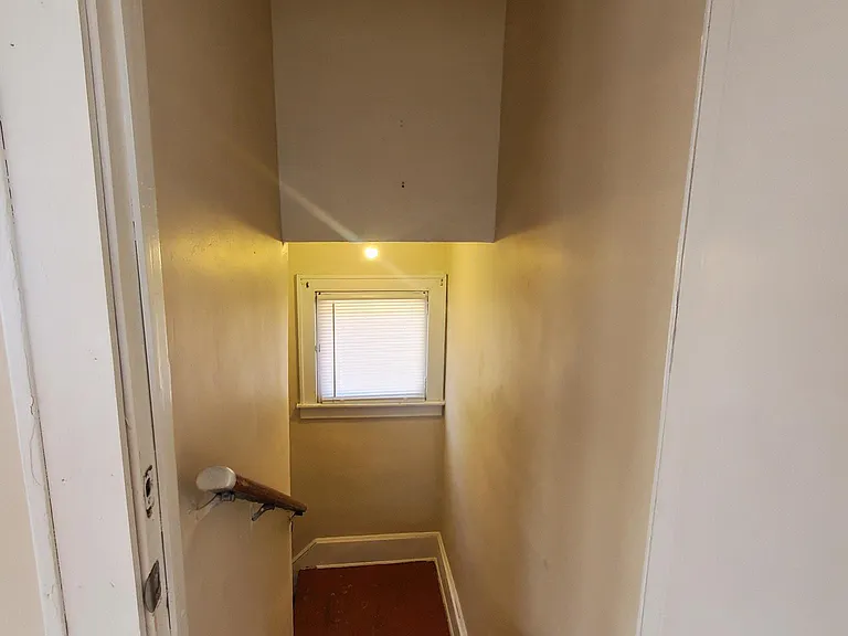 3345 Hogarth Ave #2 — Photo 44