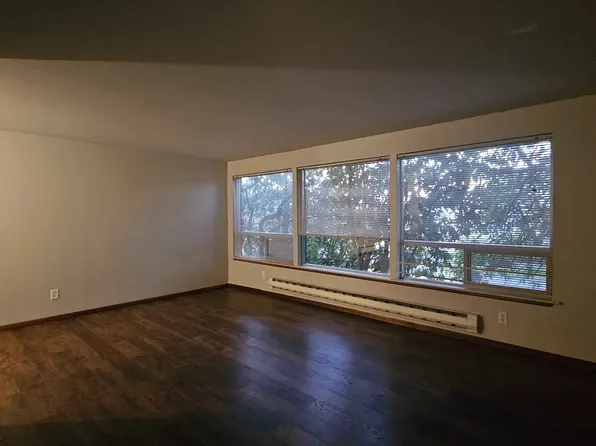 3401 37th Ave SW, Seattle, WA 98126