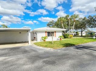 1809 Vera Pl #V8, Sarasota, FL 34235