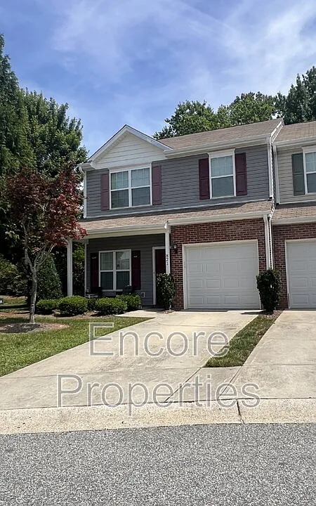 821 Central Park Dr