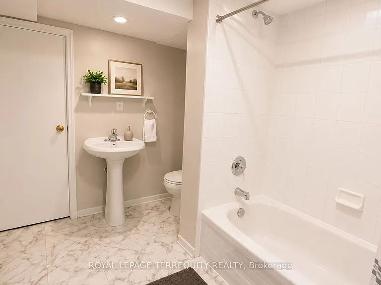 2164 Madden Blvd — Photo 13