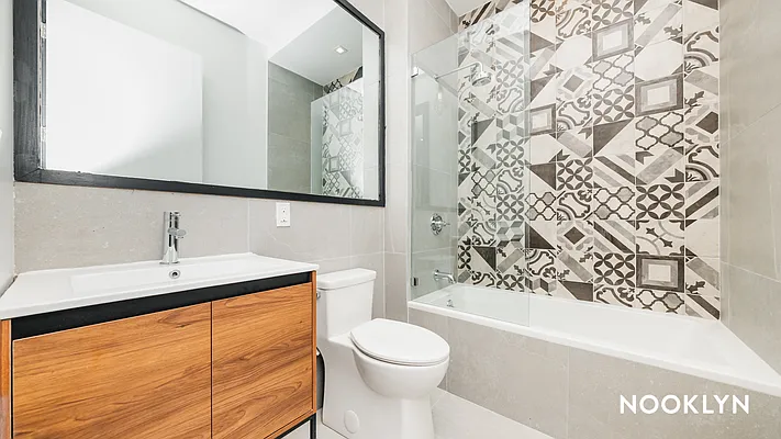 Rented by Nooklyn NYC LLC | media 32