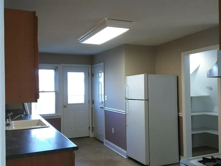 538 Capitol Ave — Photo 12