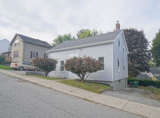 224 School St, Chicopee, MA 01013
