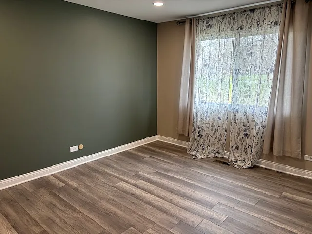 3930 Greenbay Dr — Photo 4