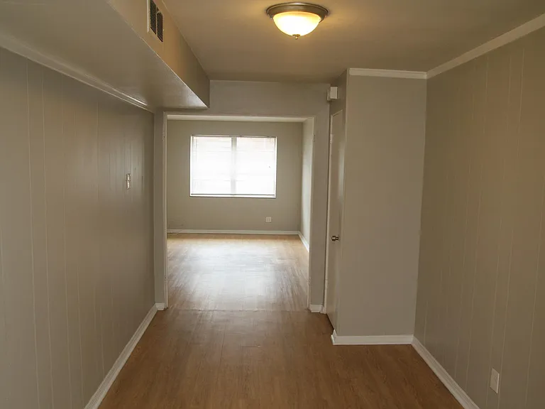 7574 Buckingham Dr #2 — Photo 4