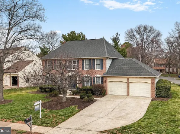 5260 Glen Meadow Rd, Centreville, VA 20120