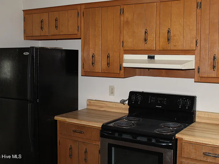 566 Fairfield Way — Photo 22