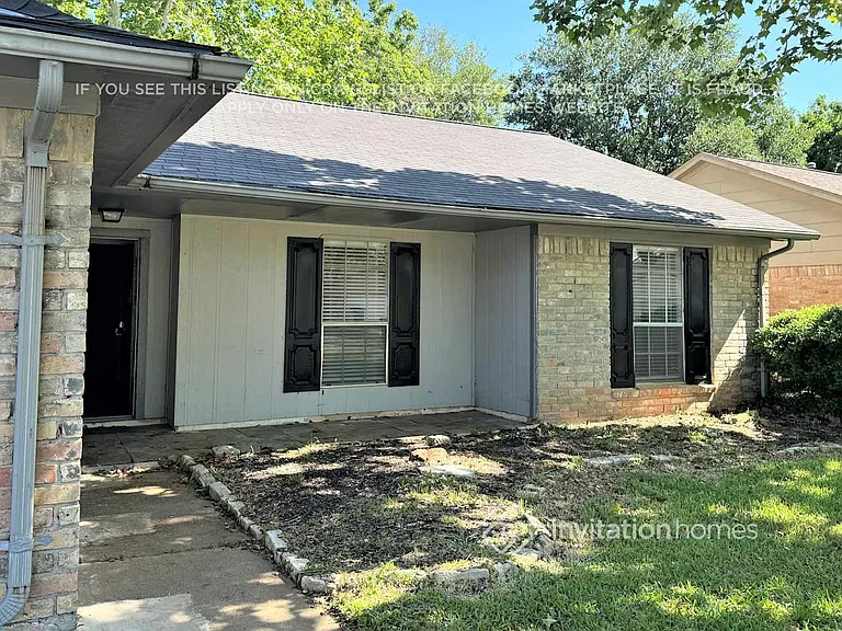 1810 Runaway Scrape Ct — Photo 2