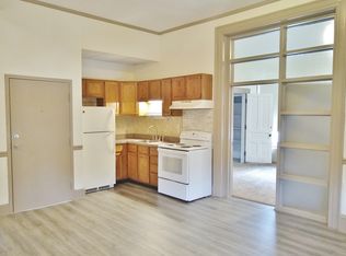 16 Frederick St APT 1, Hanover, PA 17331