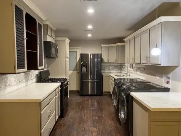 1614 1/2 Edwards St, Houston, TX 77007