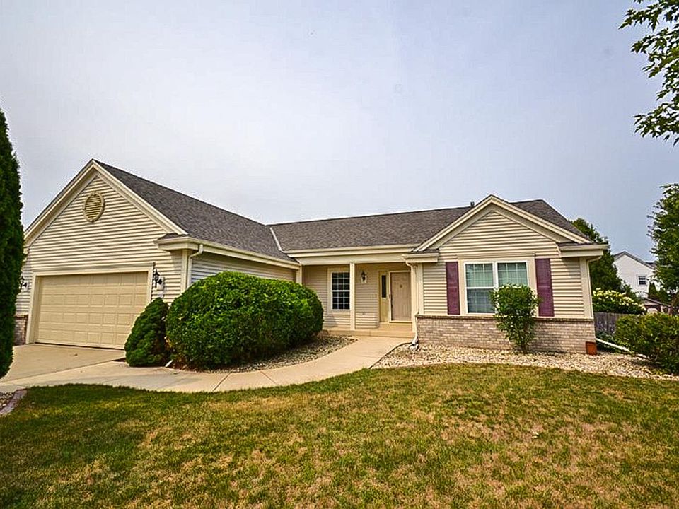 1242 Oriole DRIVE, Oconomowoc, WI 53066 Zillow
