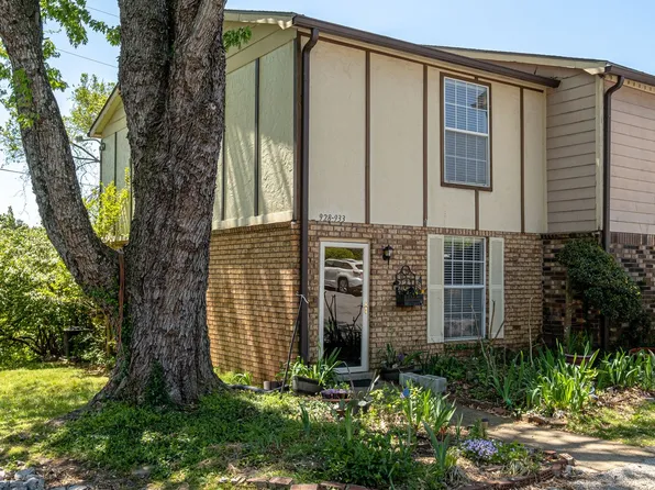 933 Coarsey Dr, Nashville, TN 37217