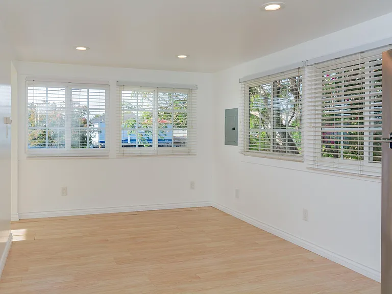 4231 Adams Ave — Photo 7