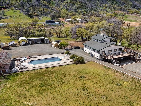 2nd image of 340 Fritch Rd