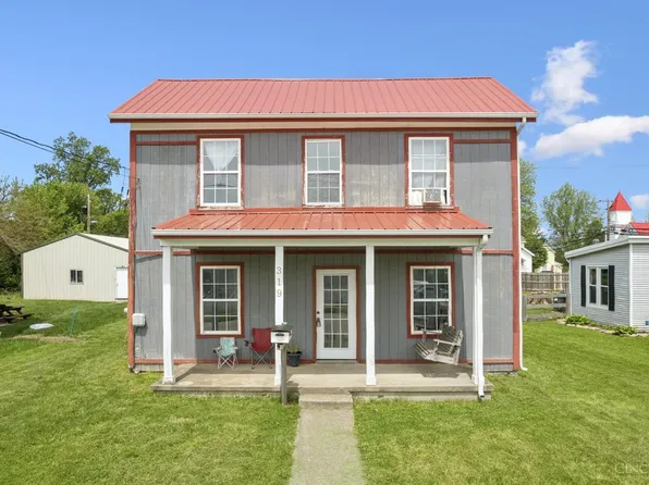 319 E Main St, Blanchester, OH 45107