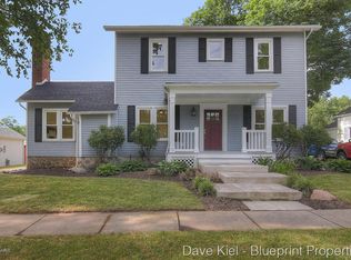 307 Dearborn St, Middleville, MI 49333