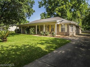 8530 Tiffani Dr, Irvington, AL 36544