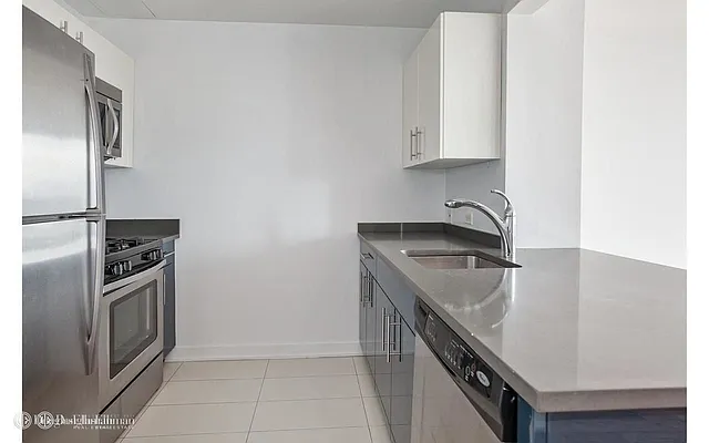 Rented by Douglas Elliman | media 3