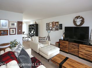 201 Mohican Ln #212, Mount Hope, WV 25880